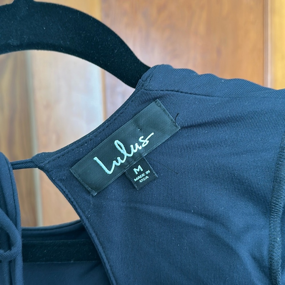 Lulus Cutout Back LS - Picture 2 of 5